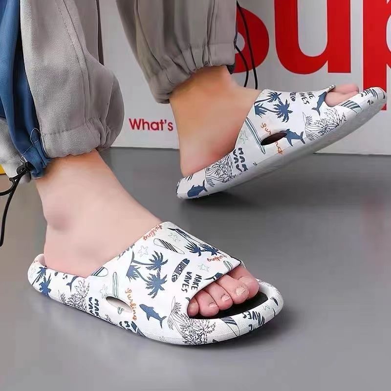 Men's Summer Outdoor Trendy Non-Slip Indoor Home Soft Sole Couple Slippers with a Stepping-On-Clouds Feel