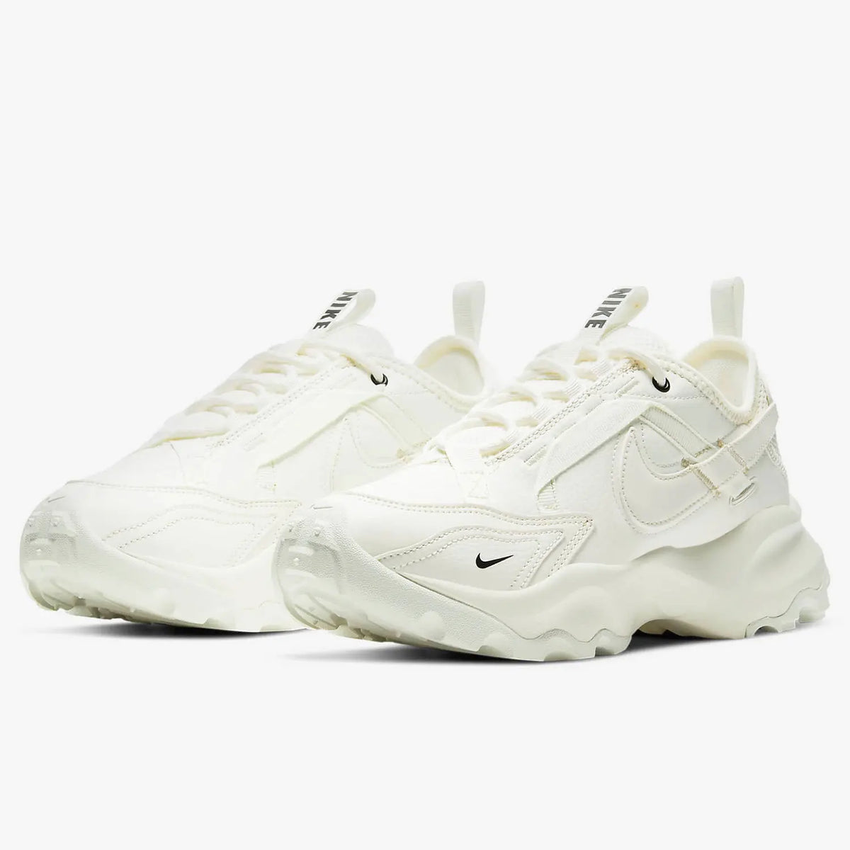 NIKE TC 7900