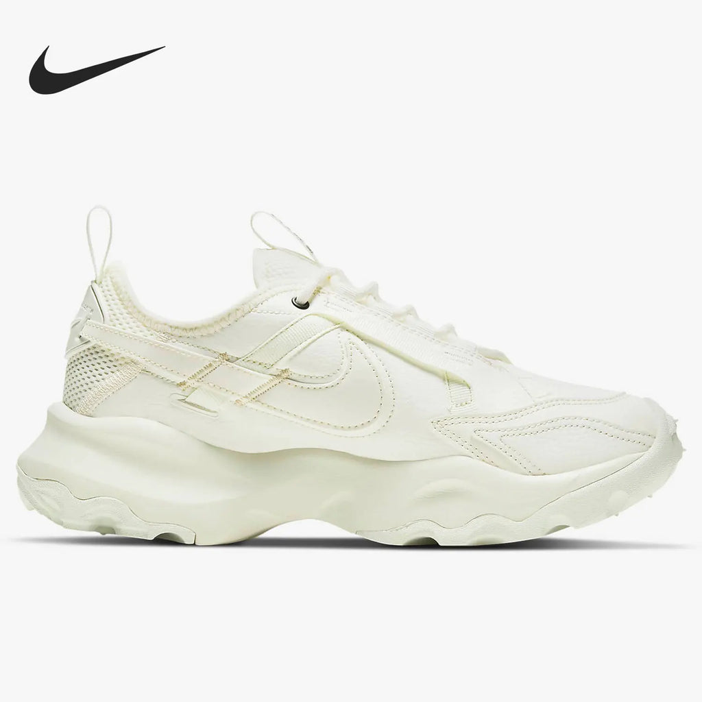 NIKE TC 7900