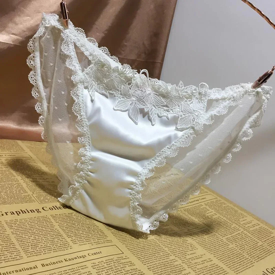 Lisette Embroidered Lace Low-Rise Briefs