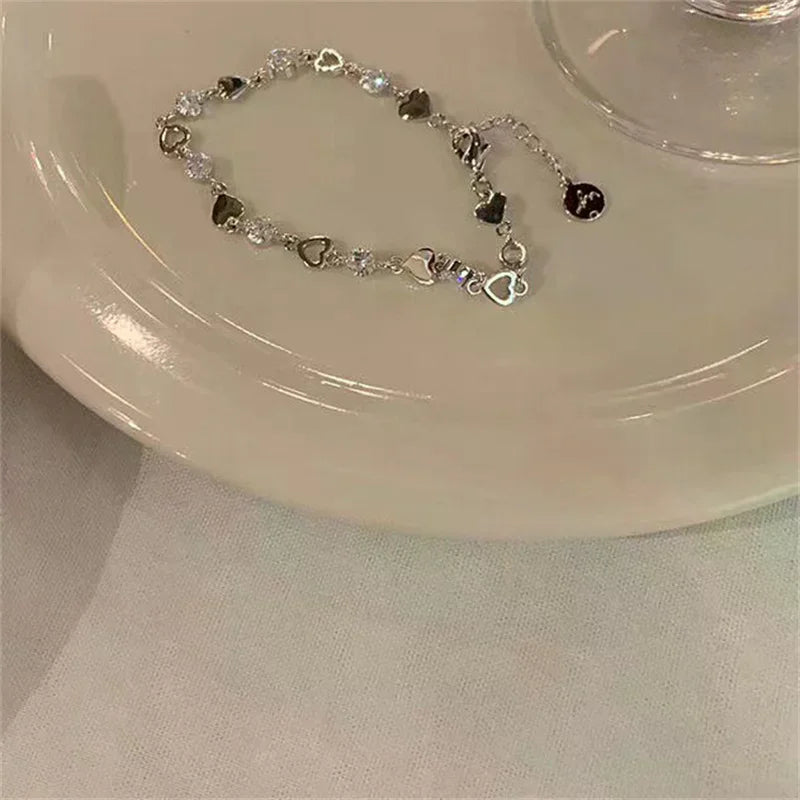 Fashion Heart Zircon Bracelets For Women Girls Sweet Sparkling Charm Bracelet Delicate Chain Bracelet Fine Jewelry Gifts
