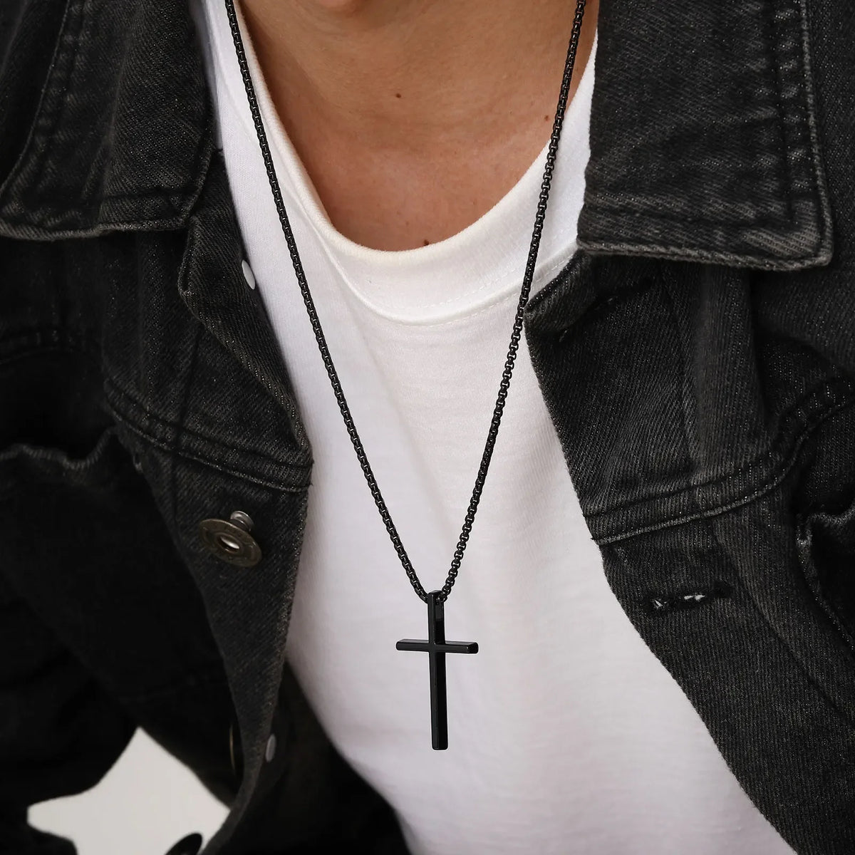 Vnox Men's Cross Necklace for Men